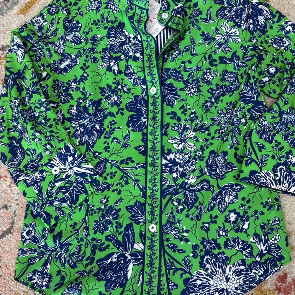 Gretchen Scott Designs Green and Navy Floral boyfriend English garden Shirt New - Picture 2 of 4